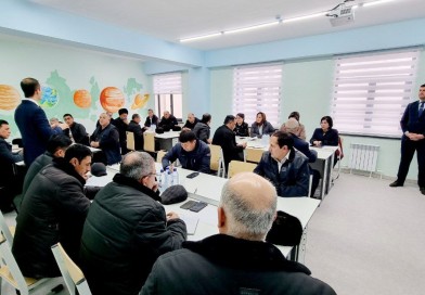 “Zamonaviy maktab liderlar nigohida” mavzusida seminar-trening boʻlib oʻtdi  Joriy yilning 9- fevral kuni Sariosiyo tuman ixtisoslashtirilgan maktab-internatida “Zamonaviy maktab liderlar nigohida” mavzusida tumandagi maktab direktorlari ishtirokida seminar-trening boʻlib oʻtdi.