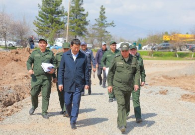 Bosh prokuror o‘rinbosari S.Samadov boshchiligidagi ishchi guruh tomonidan Sariosiyo tumanida o‘rganishlari davom ettirildi.