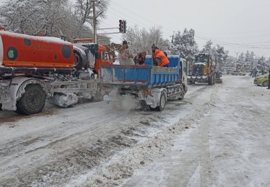 #Jarayon  Sariosiyo tumanida ko‘chalarni qordan tozalash ishlari davom etmoqda